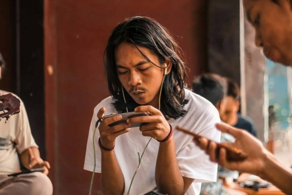 Quels sont les meilleurs outils pour créer des animations fluides dans les jeux mobiles?